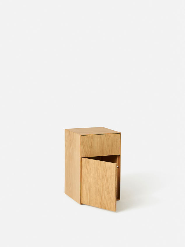 Plinth Bedside Oak