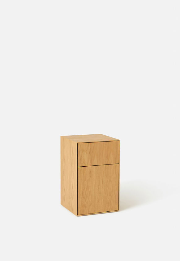 Plinth Bedside Right Hand