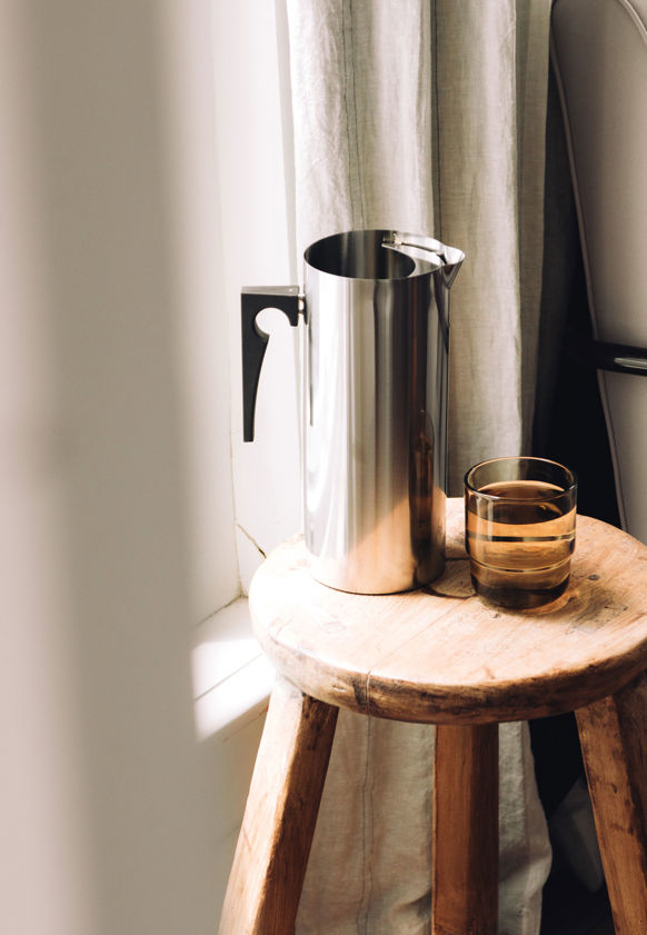Stelton AJ Jug with Icelip