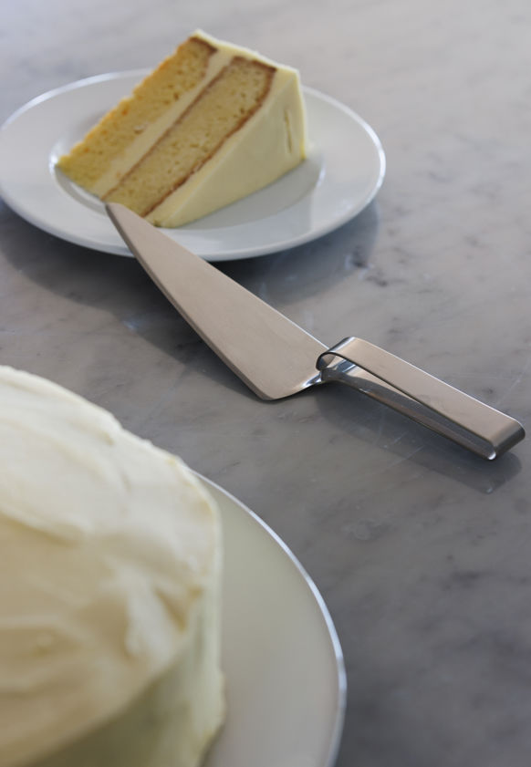 EM Cake Knife