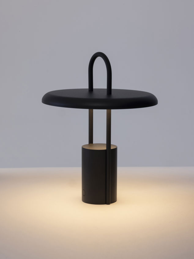 Pier Portable LED Lamp