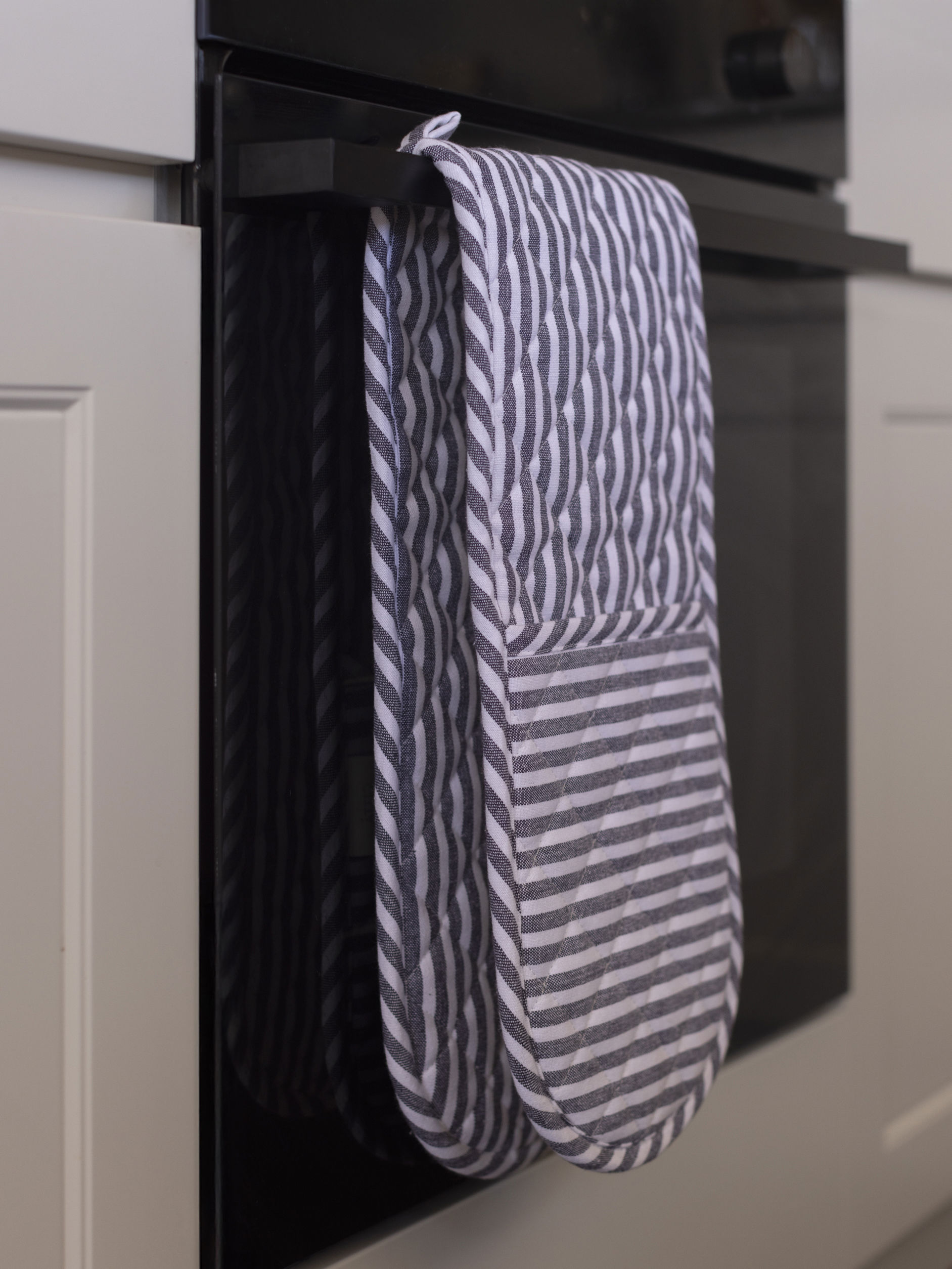 Classic Stripe Double Oven Glove