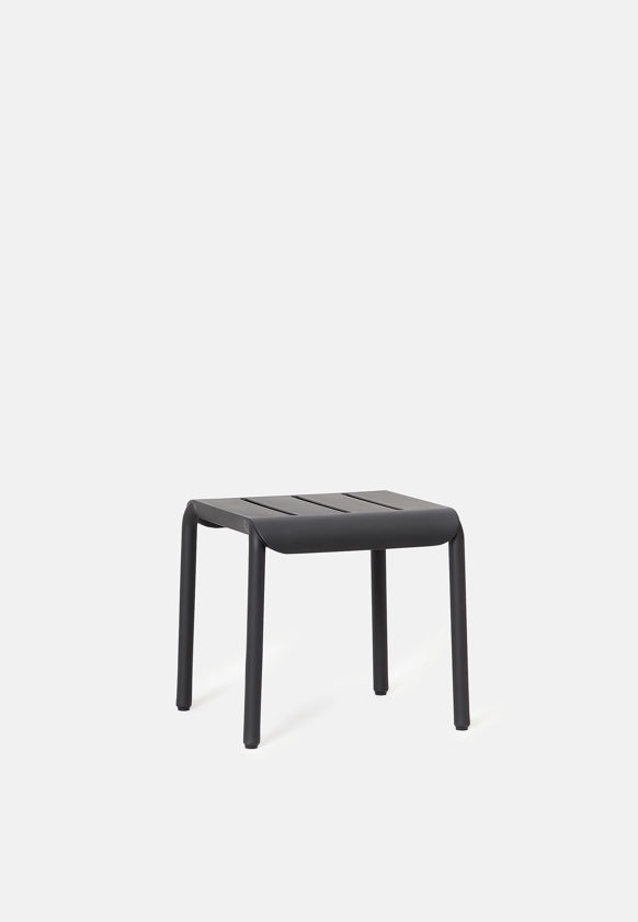 Outo Side Table