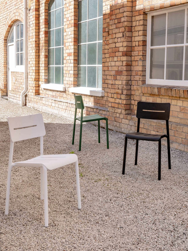 Outo Chair