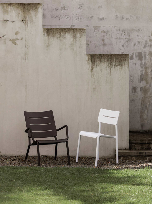 Outo Chair