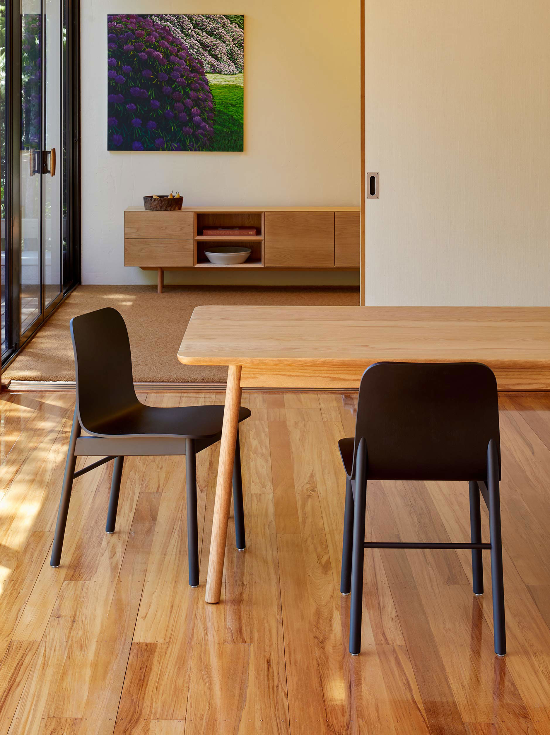 Aspen Chair w/ Wooden Legs