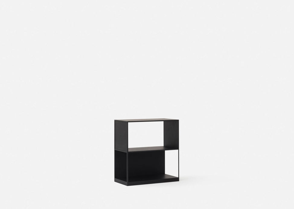 Linear Shelf Low Single