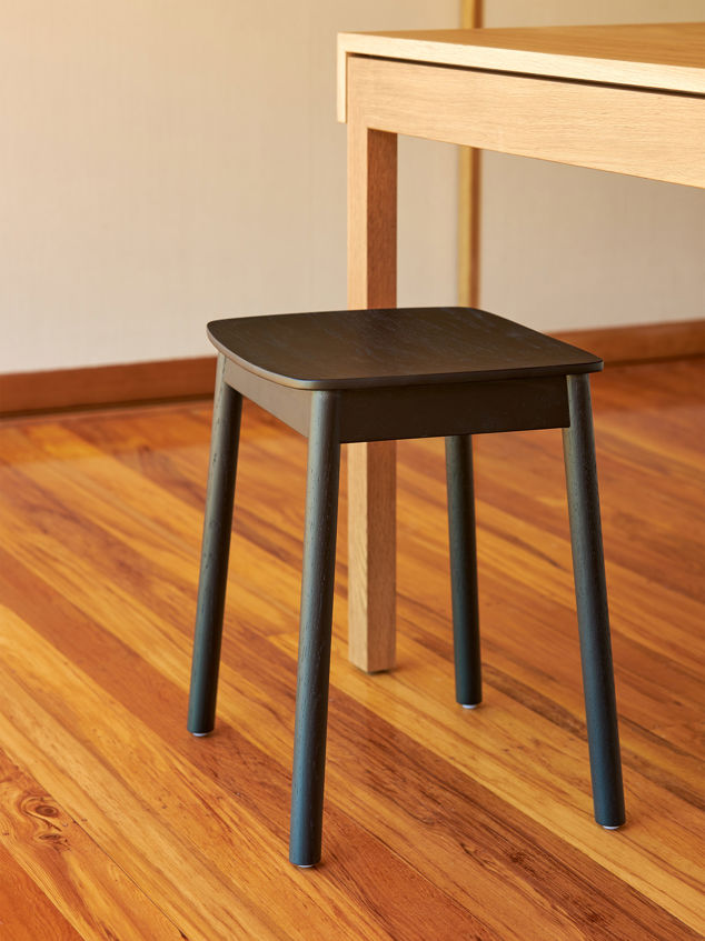 Radial Stool Low