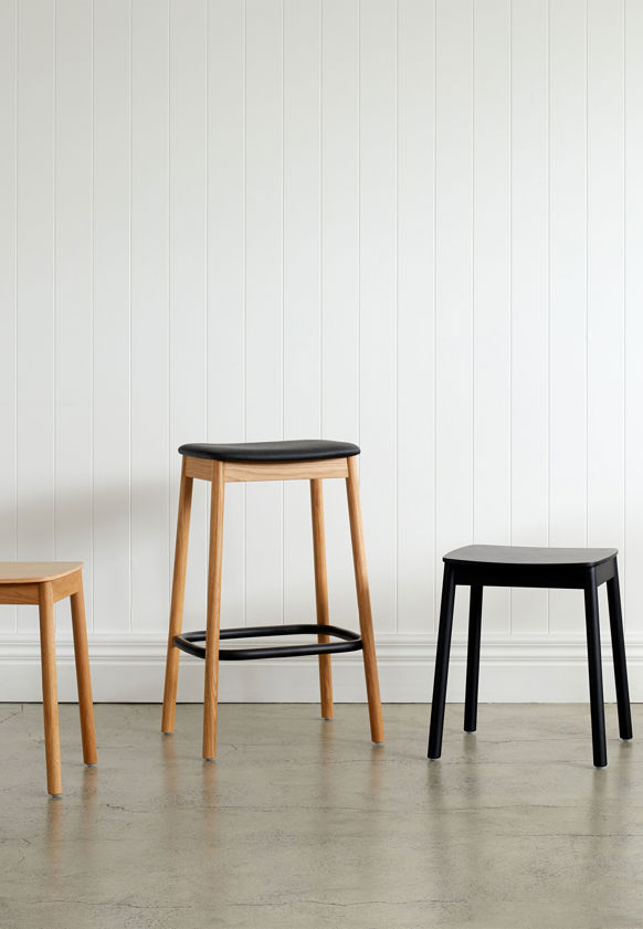 Radial Stool w/Leather Seat