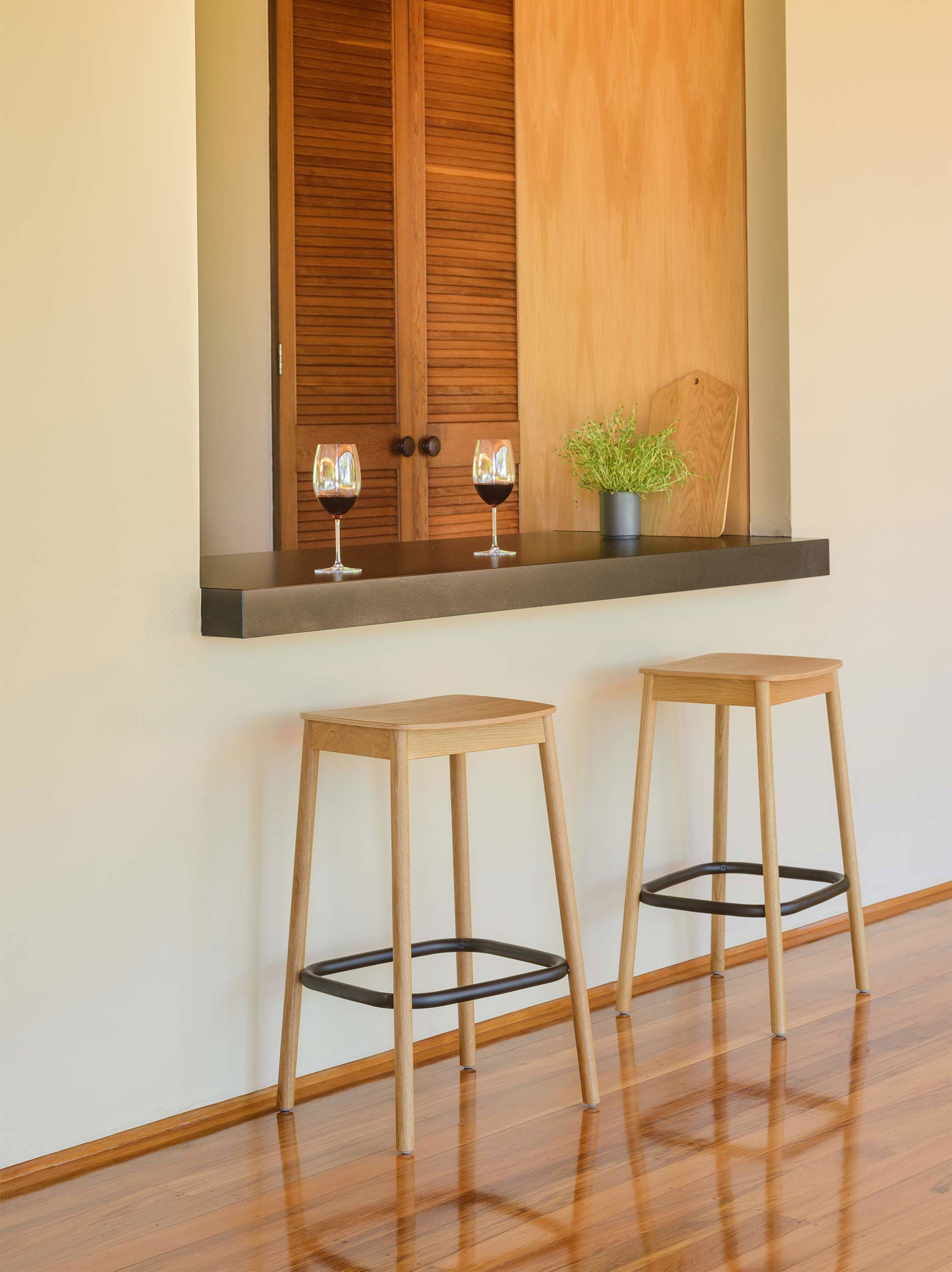 Radial Stool