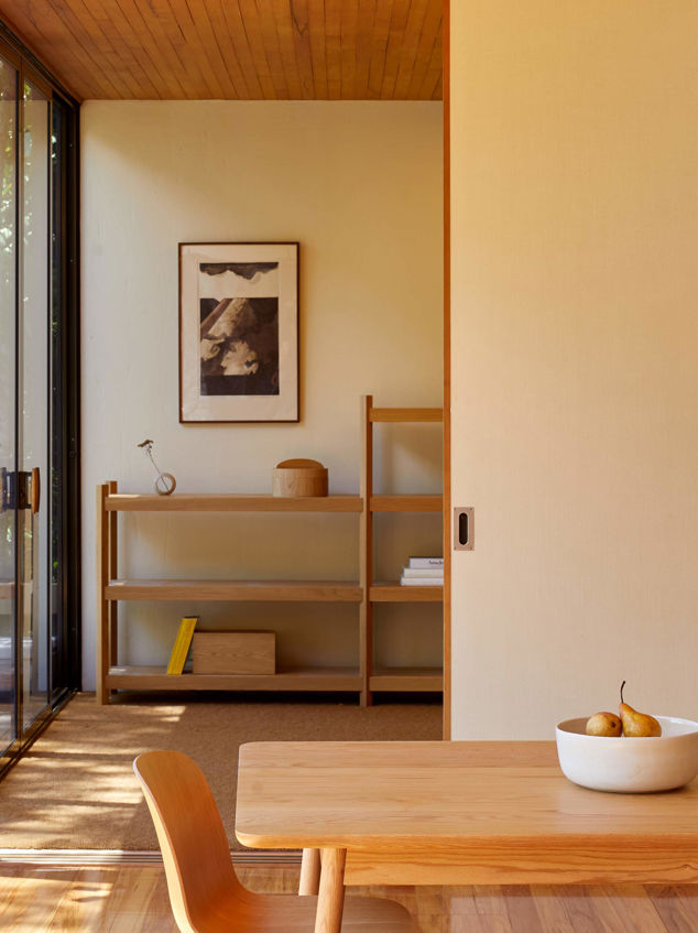 Tilt Upright 4 Tier PAIR