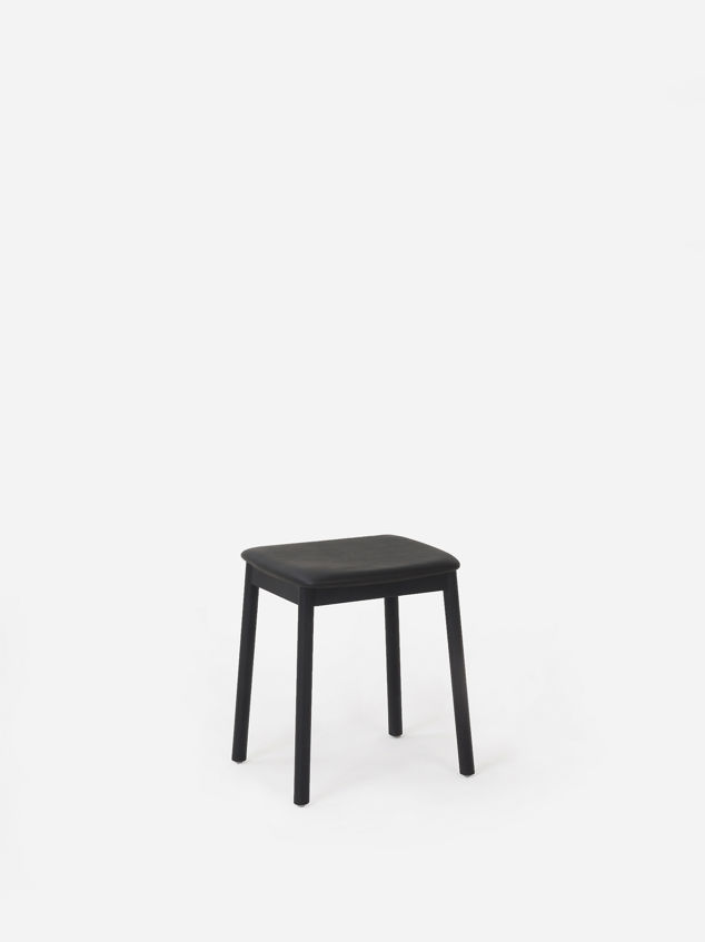 Radial Stool Low w/ Leather Seat
