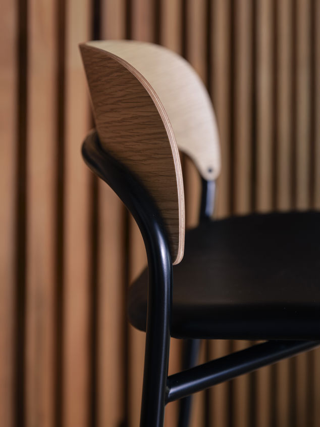 Trace Stool w/ Leather Seat