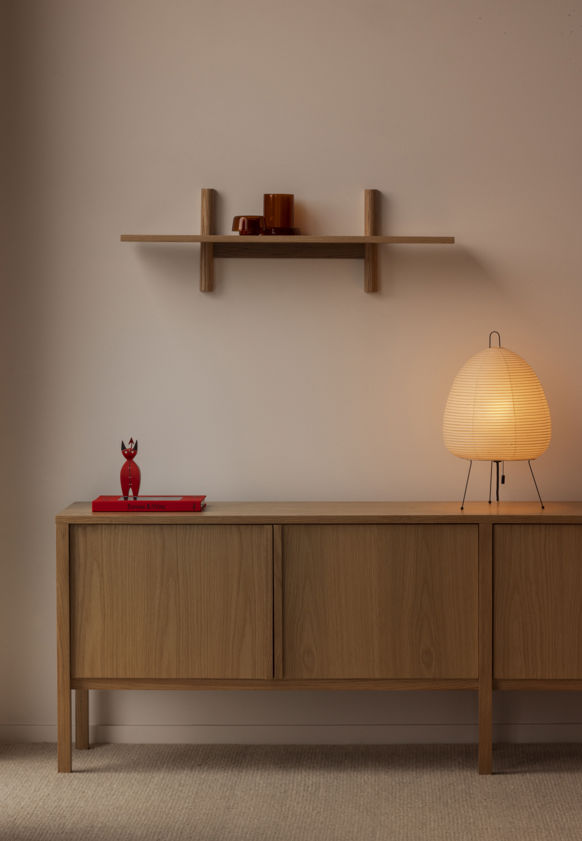 Exhibit Shelf