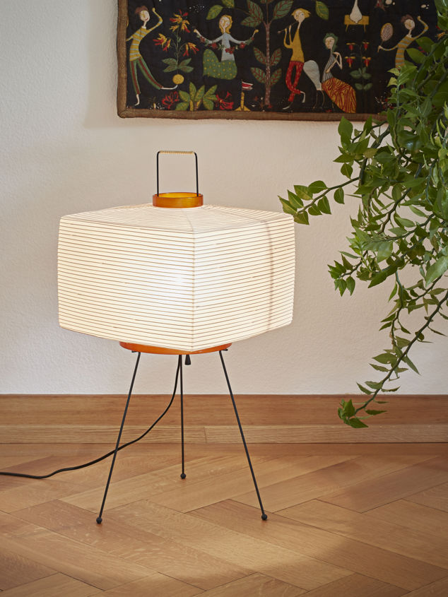 Akari 7A Table Light