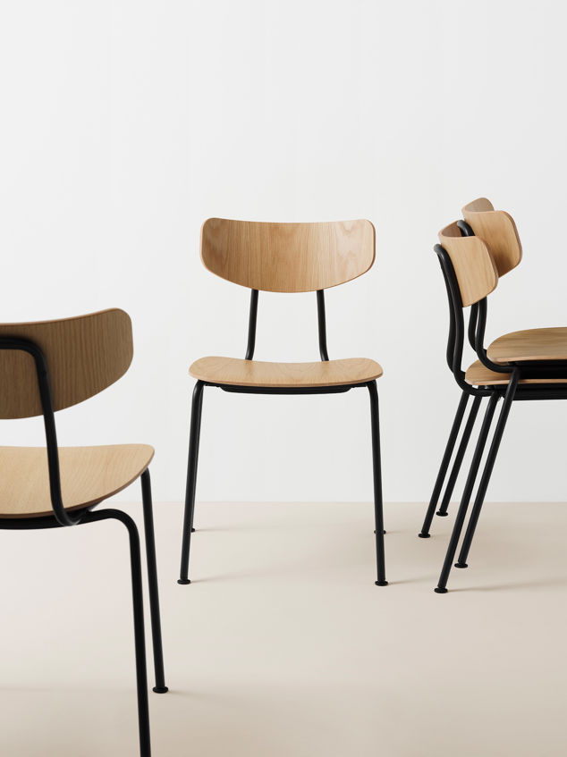 Vitra Moca Chair